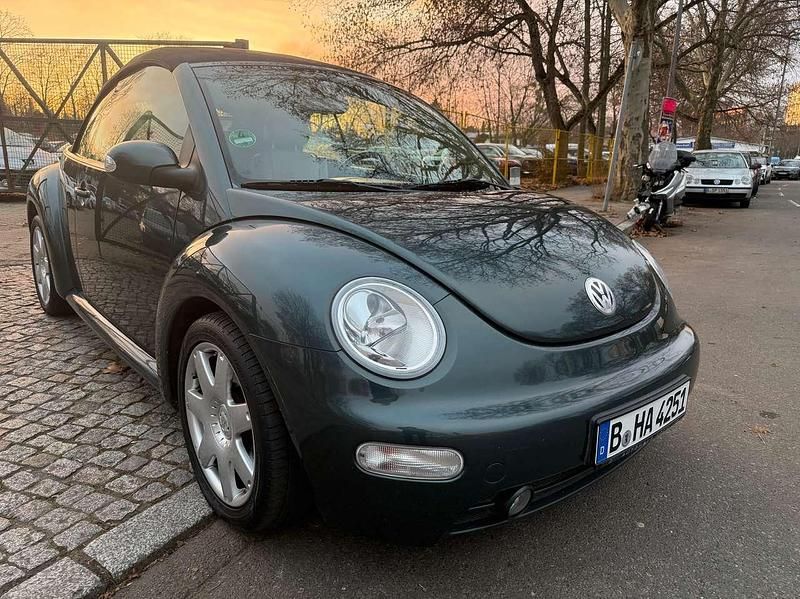 Gebraucht VW New Beetle Highline 116 PS (85 kW) 2004 Alaskagruen metallic Kleinwagen