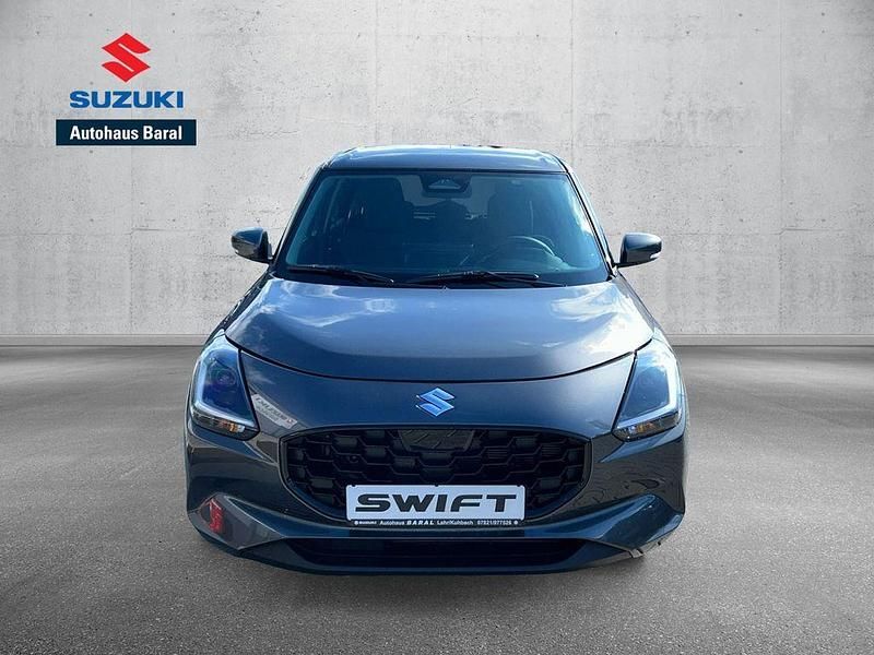 Neu Suzuki Swift Comfort+ 83 PS (61 kW) 2025 Grau Kleinwagen