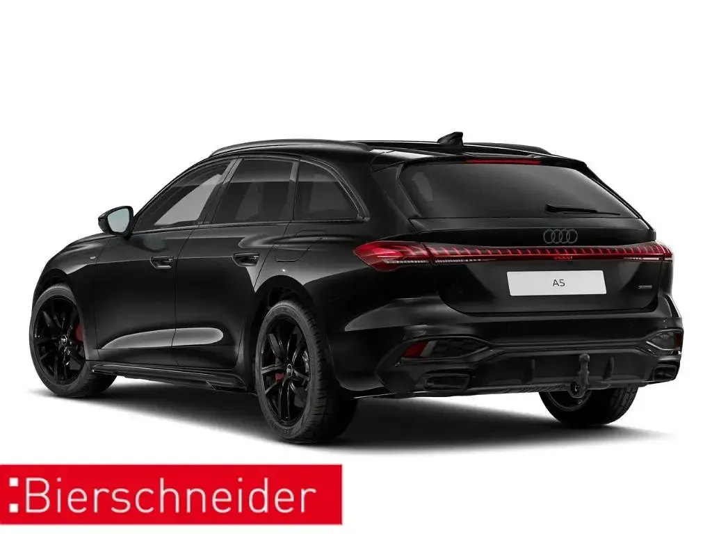Gebraucht Audi A5 Ambiente 367 PS (269 kW) 2025 Mythosschwarz metallic Kombi
