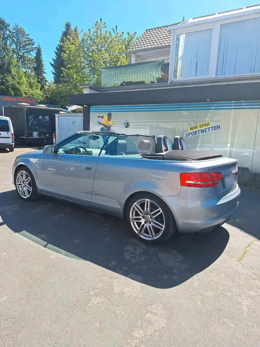 Gebraucht Audi A3 Cabriolet S-Line 160 PS (117 kW) 2012 Silber Cabrio