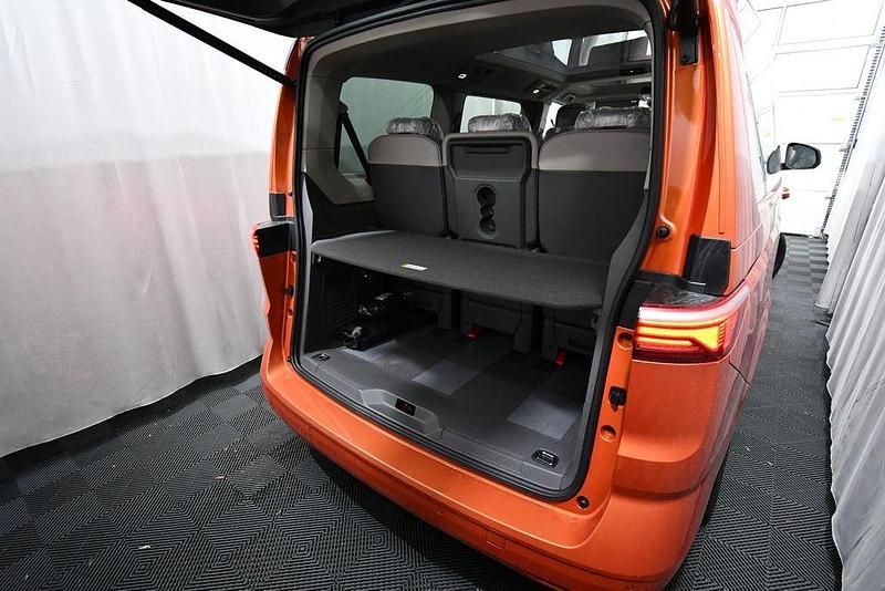 Neu VW Multivan Life 150 PS (110 kW) 2026 Orange Van