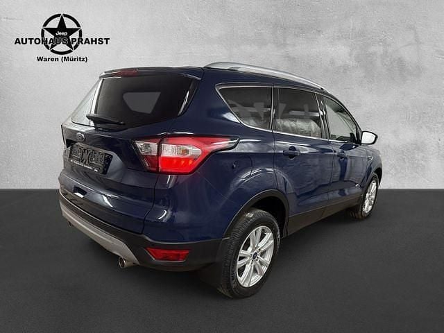 Gebraucht Ford Kuga Trend 150 PS (110 kW) 2017 Blau SUV
