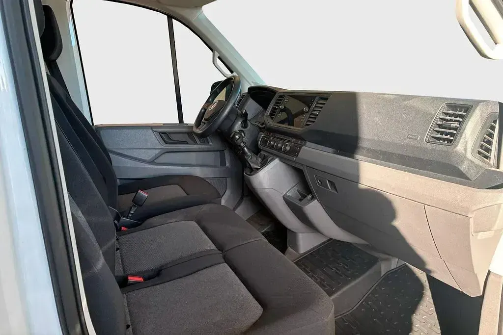 Gebraucht VW Crafter 140 PS (102 kW) 2023 Weiß Van