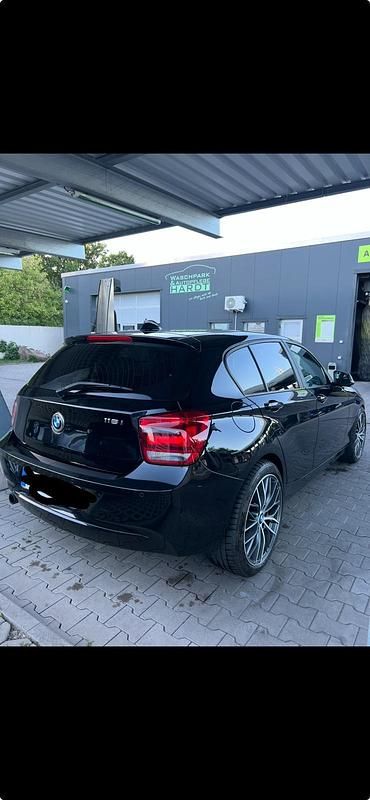 Schwarz Gebraucht 2012 BMW 116 Kleinwagen | 3.400 € (Superpreis) - Bild 1/4