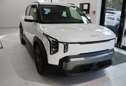 Neu Kia EV2 Earth 108 kW (147 PS) 2026 Weiß SUV