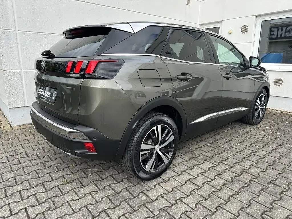 Gebraucht Peugeot 3008 Allure 131 PS (96 kW) 2019 Grau SUV