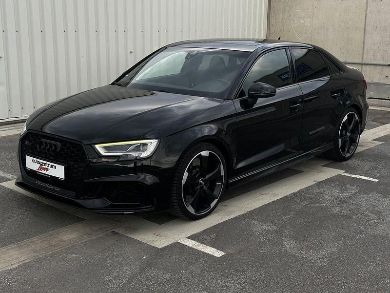 Gebraucht Audi RS3 Ambiente 400 PS (294 kW) 2019 Schwarz Limousine