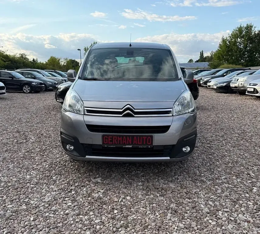 Gebraucht Citroën Berlingo SELECTION 99 PS (72 kW) 2015 Grau Van / Kleinbus