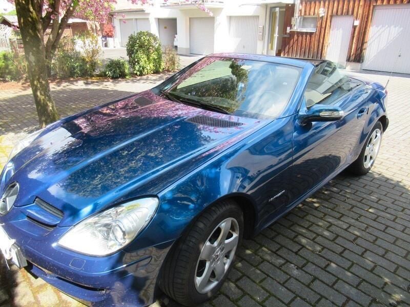 Blau Gebraucht 2005 Mercedes SLK200 Cabrio | 8.000 € (Guter Preis) - Bild 1/4