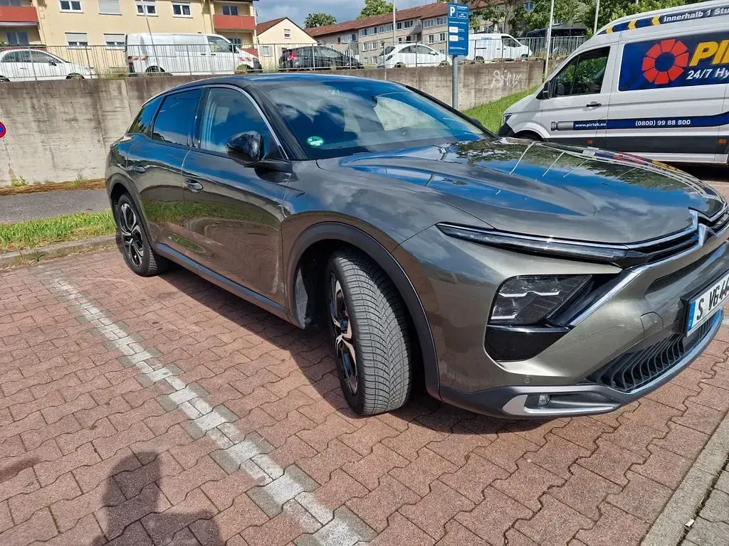 Gebraucht Citroën C5 X 131 PS (96 kW) 2024 Grau Kombi