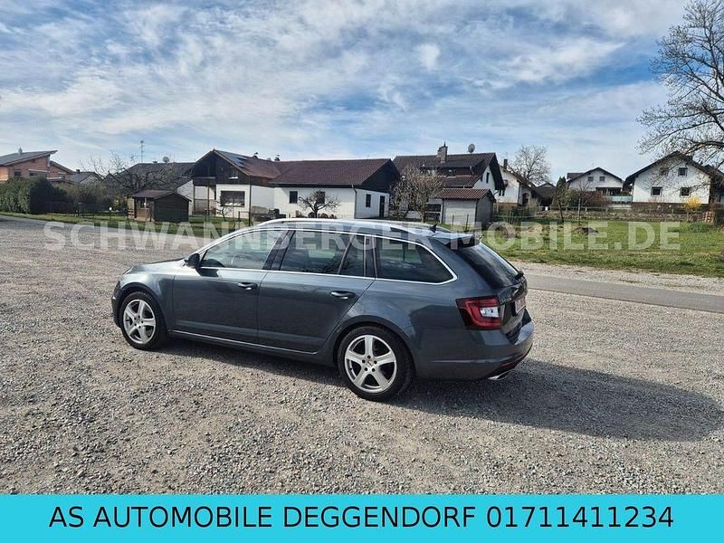 Second-hand Skoda Octavia RS 230 CP (169 kW) 2018 Gri Break