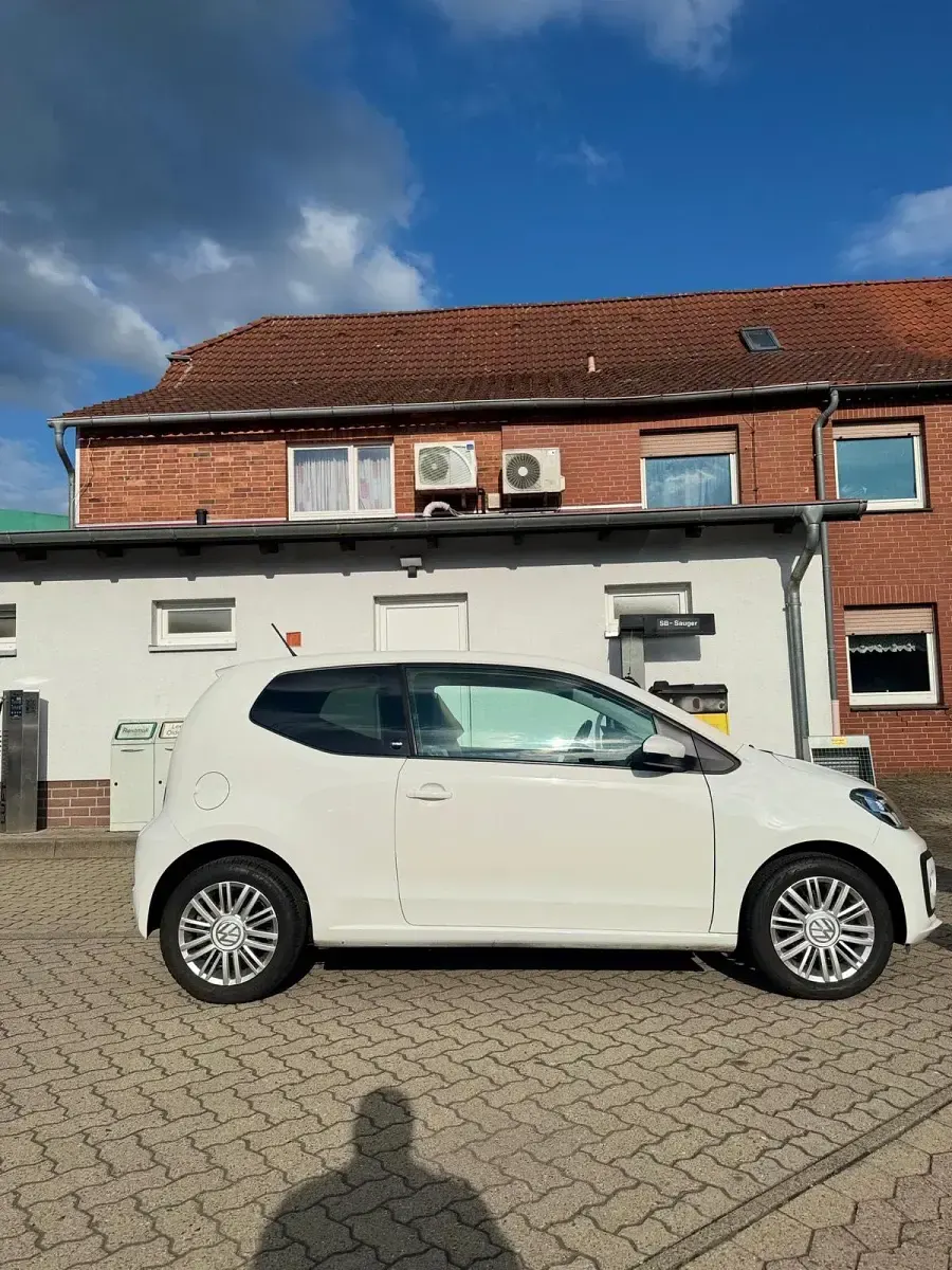 Gebraucht VW up! 60 PS (44 kW) 2017 Weiß Kleinwagen