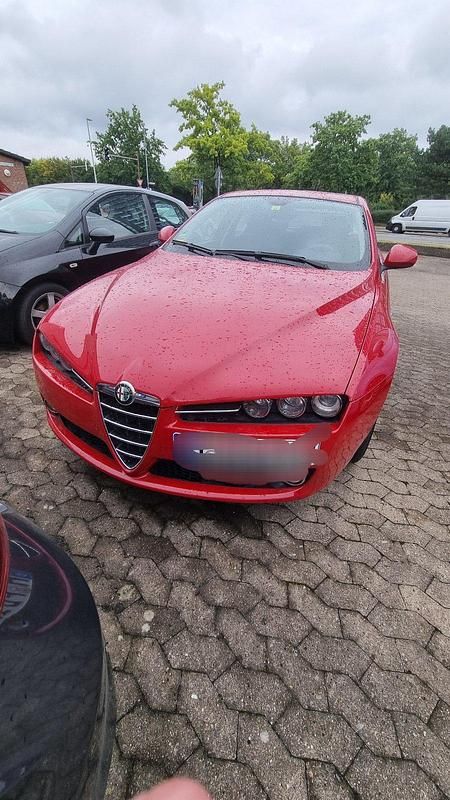 Rot Gebraucht 2006 Alfa Romeo 159 Limousine | 888 € (Superpreis) - Bild 1/4