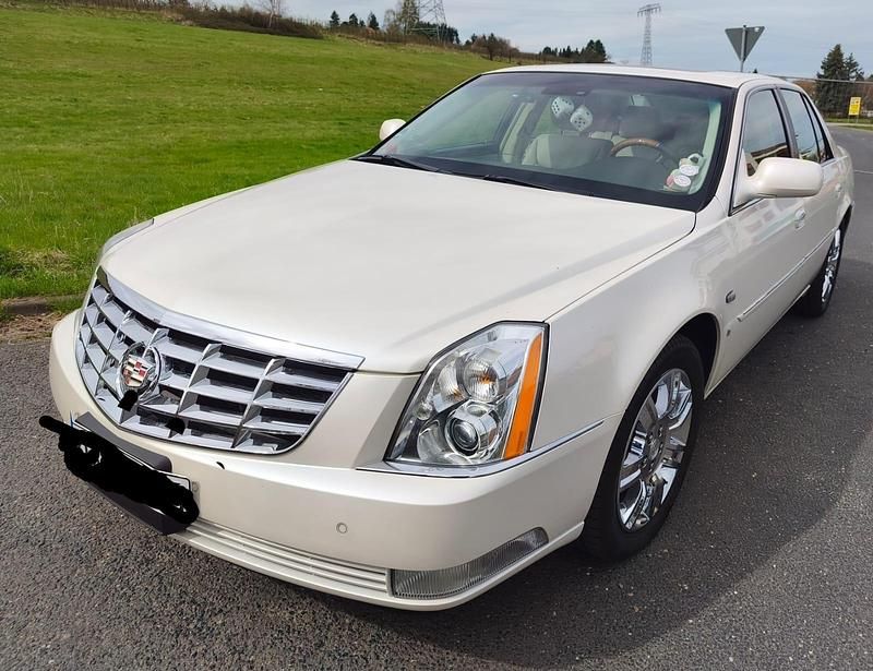 Second-hand Cadillac Deville 291 CP (214 kW) 2006 Alb Berlinǎ