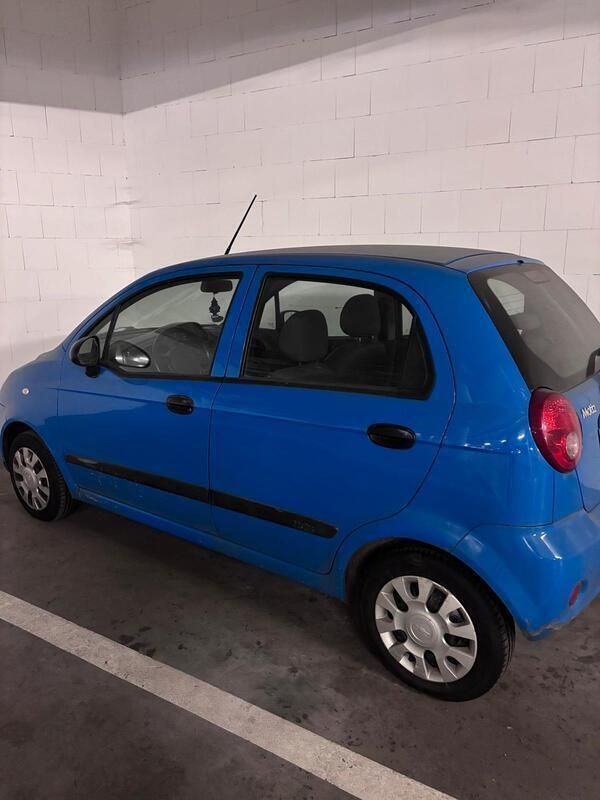 Blau Gebraucht 2009 Chevrolet Spark Kleinwagen | 1.400 € - Bild 1/4