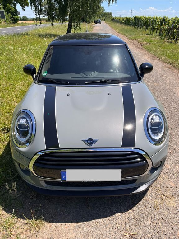 Grau Gebraucht 2019 Mini Cooper Chili Kleinwagen | 18.500 € (Etwas zu teuer) - Bild 1/4