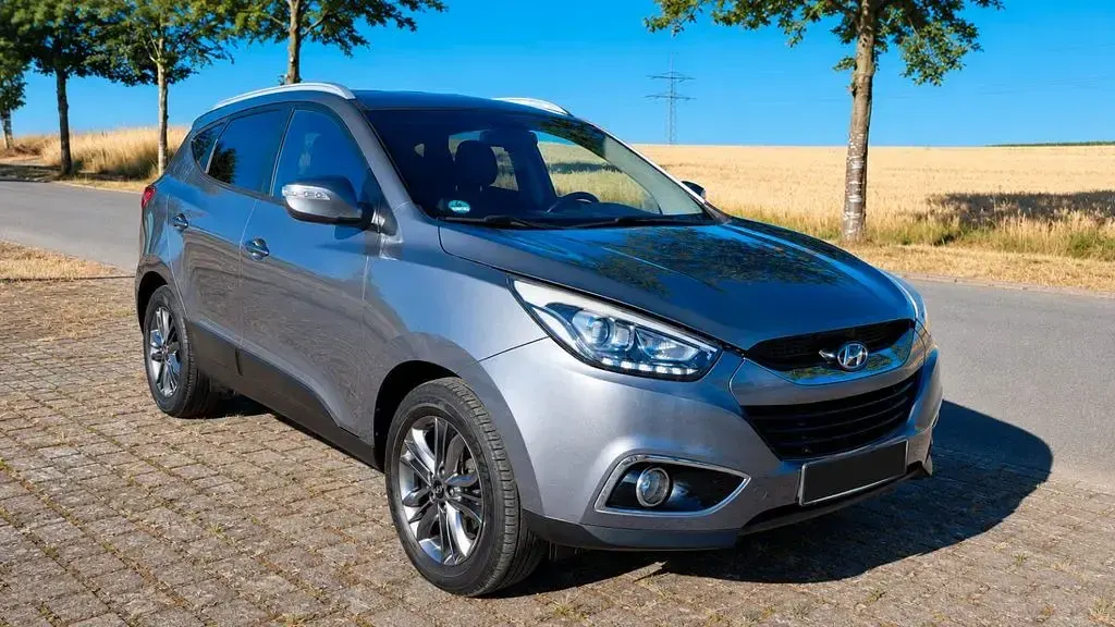 Gebraucht Hyundai ix35 Style 116 PS (85 kW) 2015 Grau SUV