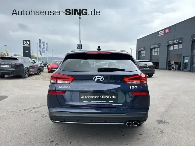 Neu Hyundai i30 N Line 140 PS (102 kW) 2025 Blau Kombi
