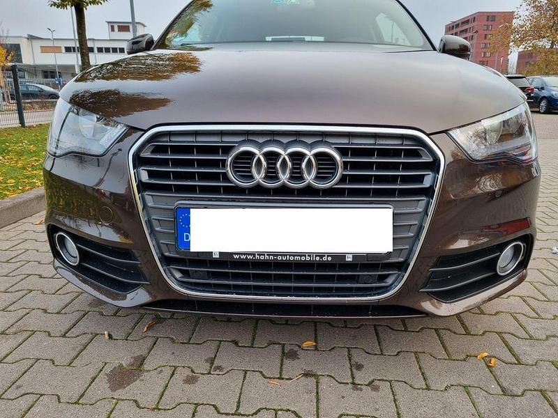 Braun Gebraucht 2013 Audi A1 Ambition Kleinwagen | 10.000 € (Fairer Preis) - Bild 1/4
