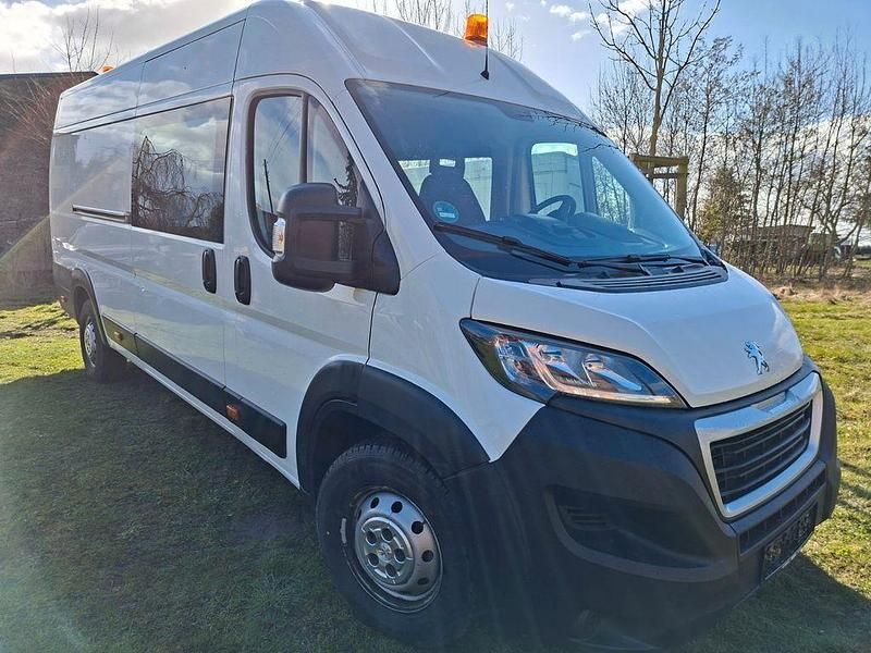 Gebraucht Peugeot Boxer 165 PS (121 kW) 2020 Weiß Van