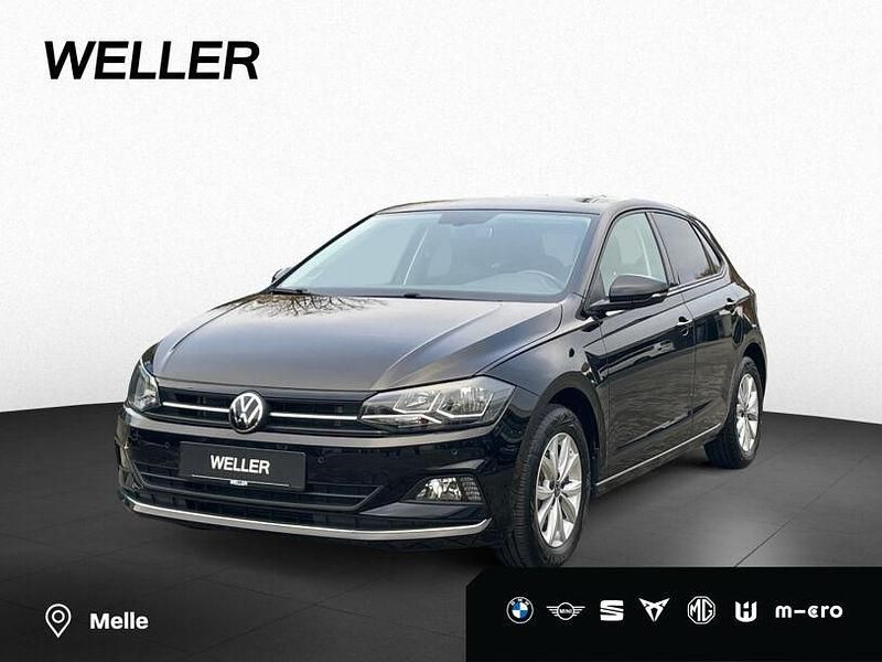 Deep black pearlescent (schwarz) Gebraucht 2021 VW Polo Highline Kleinwagen | 17.490 € (Guter Preis) - Bild 1/4