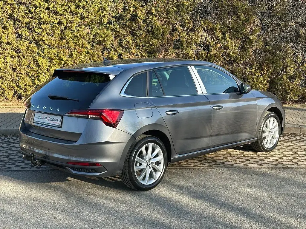 Neu Skoda 105 116 PS (85 kW) 2026 Grau Limousine