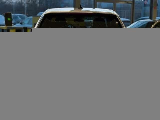 Gebraucht Audi A3 S-Line 150 PS (110 kW) 2022 Weiß Limousine