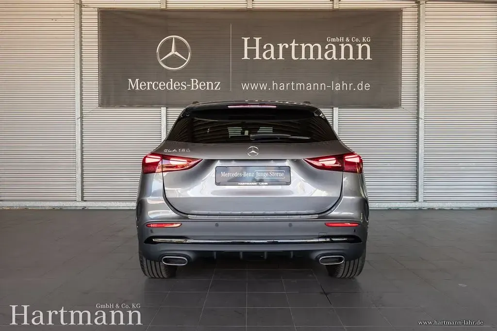 Gebraucht Mercedes GLA180 AMG 136 PS (100 kW) 2025 Mountaingrau SUV