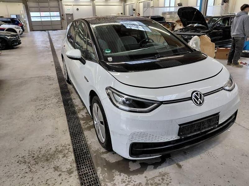 Gebraucht VW ID.3 Pro Performance 150 kW (204 PS) 2021 Weiß Kleinwagen