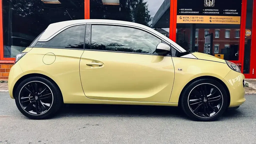 Gebraucht Opel Adam Jam 101 PS (74 kW) 2013 Gelb Kleinwagen