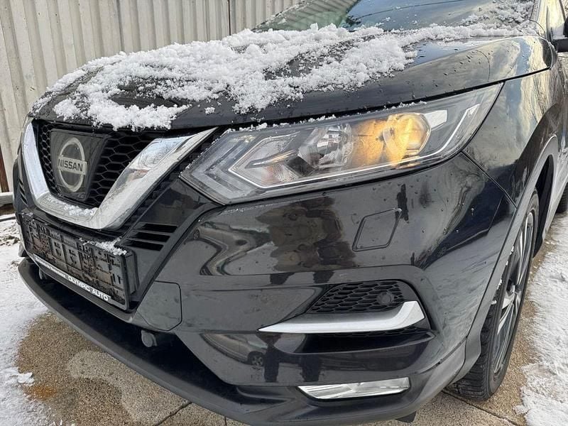 Schwarz Gebraucht 2018 Nissan Qashqai Acenta SUV | 16.300 € (Etwas zu teuer) - Bild 1/4