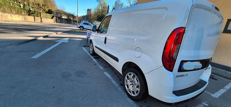 Gebraucht Fiat Doblò 90 PS (66 kW) 2016 Weiß Van / Kleinbus