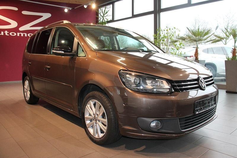 Braun Gebraucht 2012 VW Touran Style Van / Kleinbus | 6.900 € (Superpreis) - Bild 1/4
