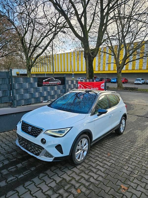 Weiß Gebraucht 2024 Seat Arona Xperience SUV | 19.500 € (Superpreis) - Bild 1/4