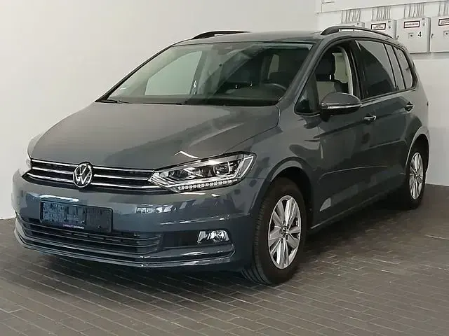 Gebraucht VW Touran Comfortline 150 PS (110 kW) 2024 Graukeine angabe Van / Kleinbus
