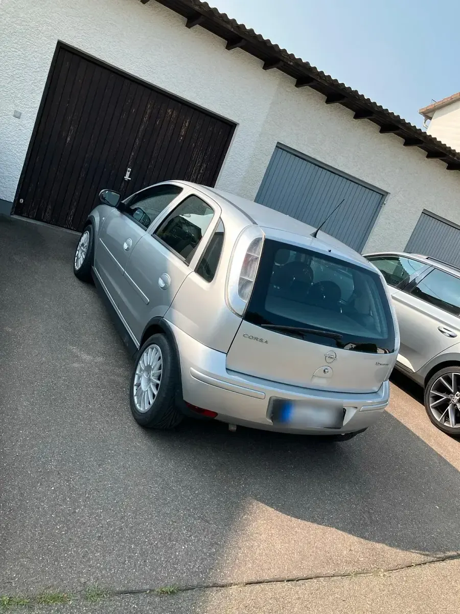 Gebraucht Opel Corsa 80 PS (58 kW) 2006 Silber Kleinwagen
