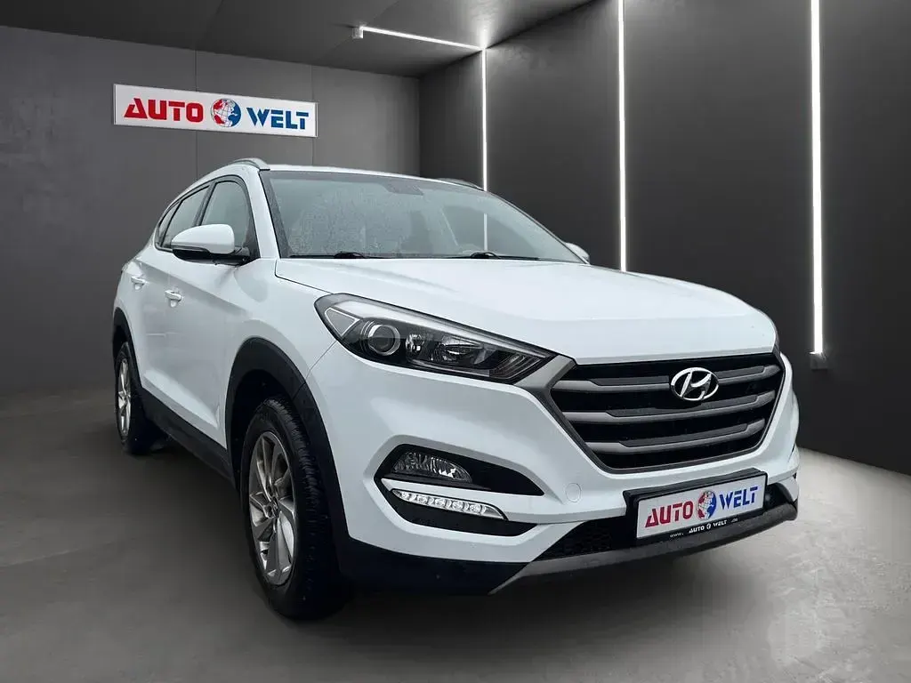 Gebraucht Hyundai Tucson 177 PS (130 kW) 2016 Weiß SUV
