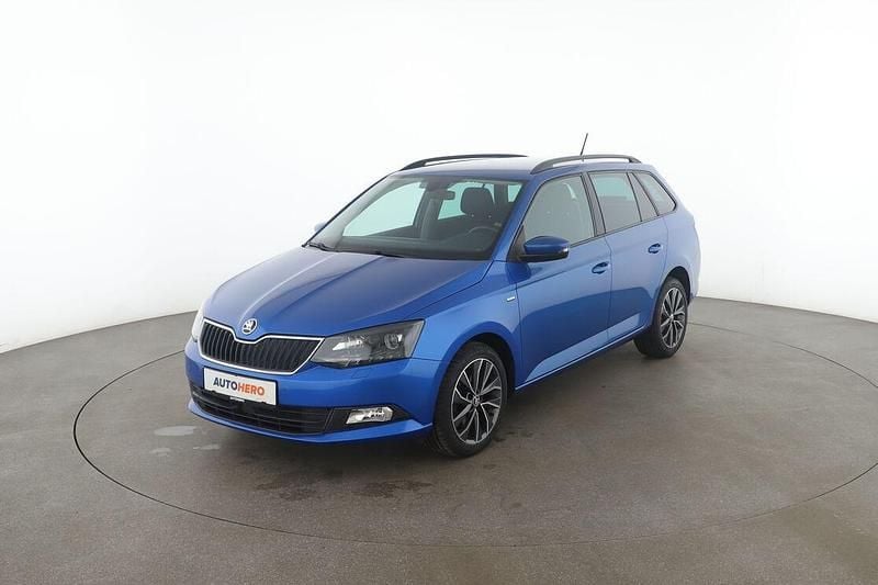 Blau Gebraucht 2017 Skoda Fabia Ambition Kleinwagen | 12.390 € (Fairer Preis) - Bild 1/3