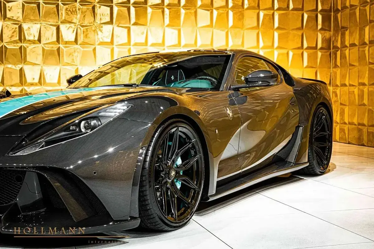 Neu Ferrari 812 799 PS (587 kW) 2026 Schwarz Coupé