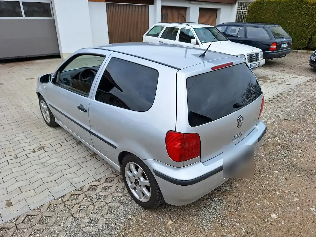 Gebraucht VW Polo 60 PS (44 kW) 2001 Silber Kleinwagen