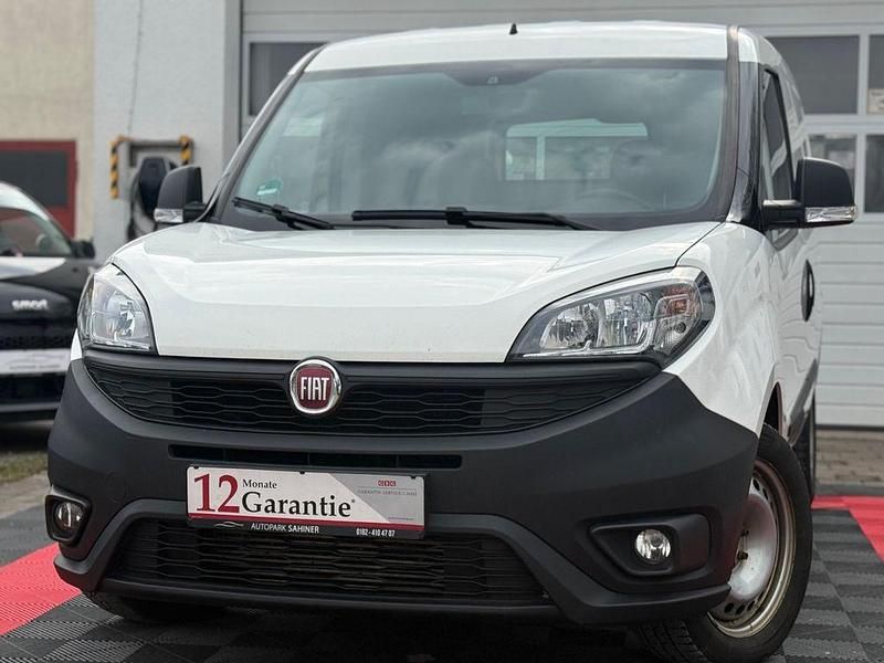 Gebraucht Fiat Doblò 101 PS (74 kW) 2018 Weiß Van / Kleinbus