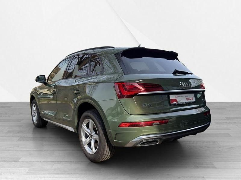 Gebraucht Audi Q5 Basis 204 PS (150 kW) 2024 Distriktgrün metallic SUV