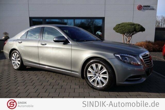 Silber Gebraucht 2014 Mercedes S500 Limousine | 25.980 € - Bild 1/4