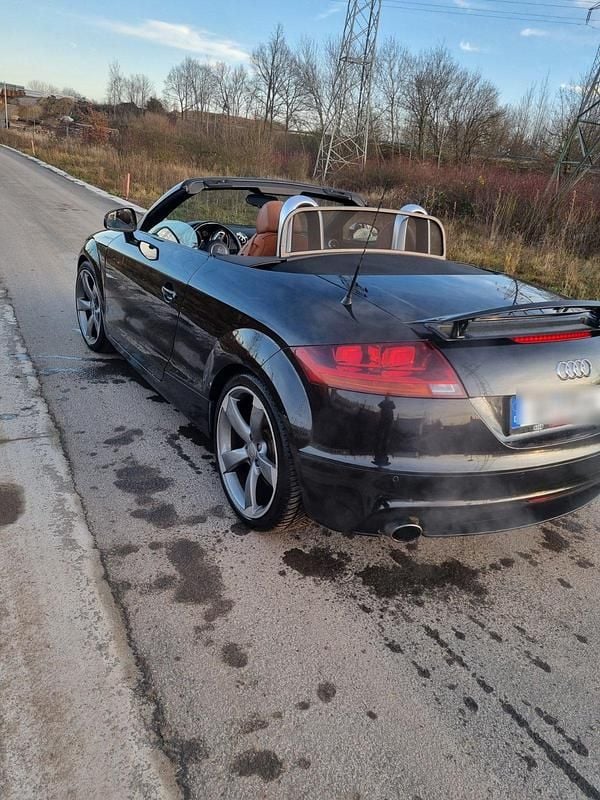 Schwarz Gebraucht 2011 Audi TT Cabrio | 12.900 € (Fairer Preis) - Bild 1/4