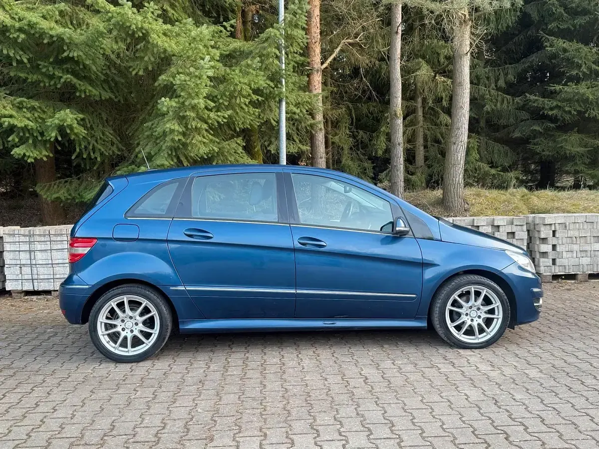 Gebraucht Mercedes B180 109 PS (80 kW) 2008 Blau Van / Kleinbus