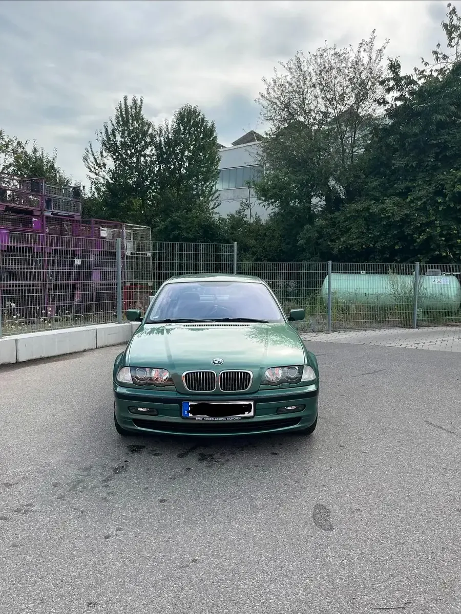 Gebraucht BMW 323 170 PS (125 kW) 1999 Grün Limousine