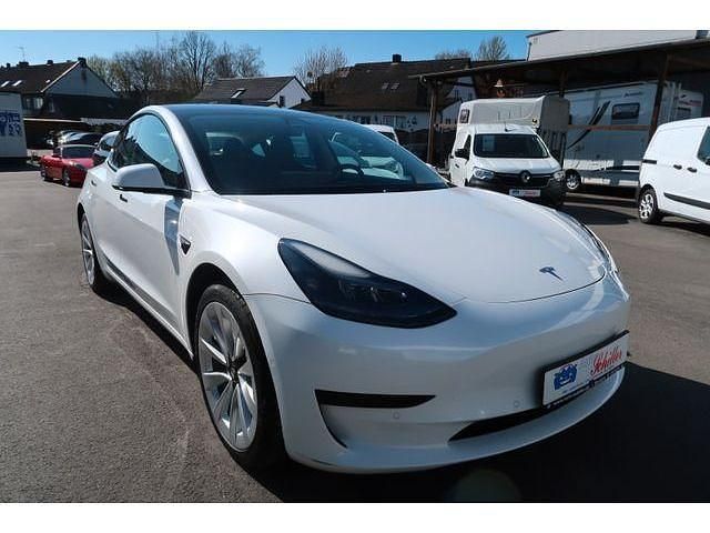 Gebraucht Tesla Model 3 RWD 239 kW (325 PS) 2022 Weiß Limousine