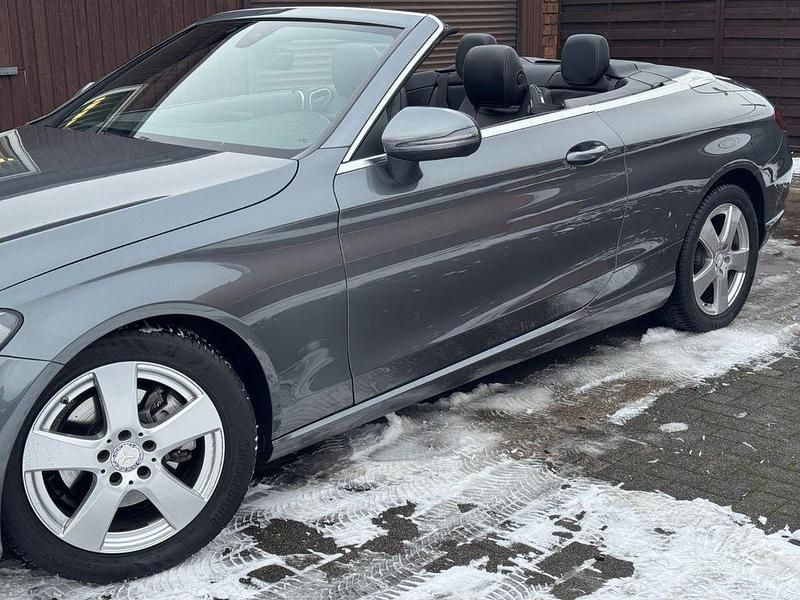 Gebraucht Mercedes C220 170 PS (125 kW) 2017 Grau Cabrio