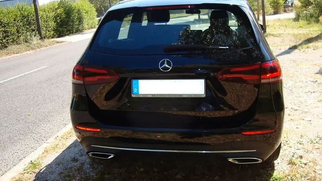 Gebraucht Mercedes B250 Progressive 224 PS (164 kW) 2019 Schwarz Kleinwagen