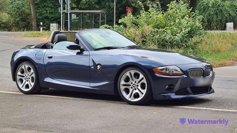 Blau Gebraucht 2004 BMW Z4 M Sport Cabrio | 13.900 € (Guter Preis) - Bild 1/4